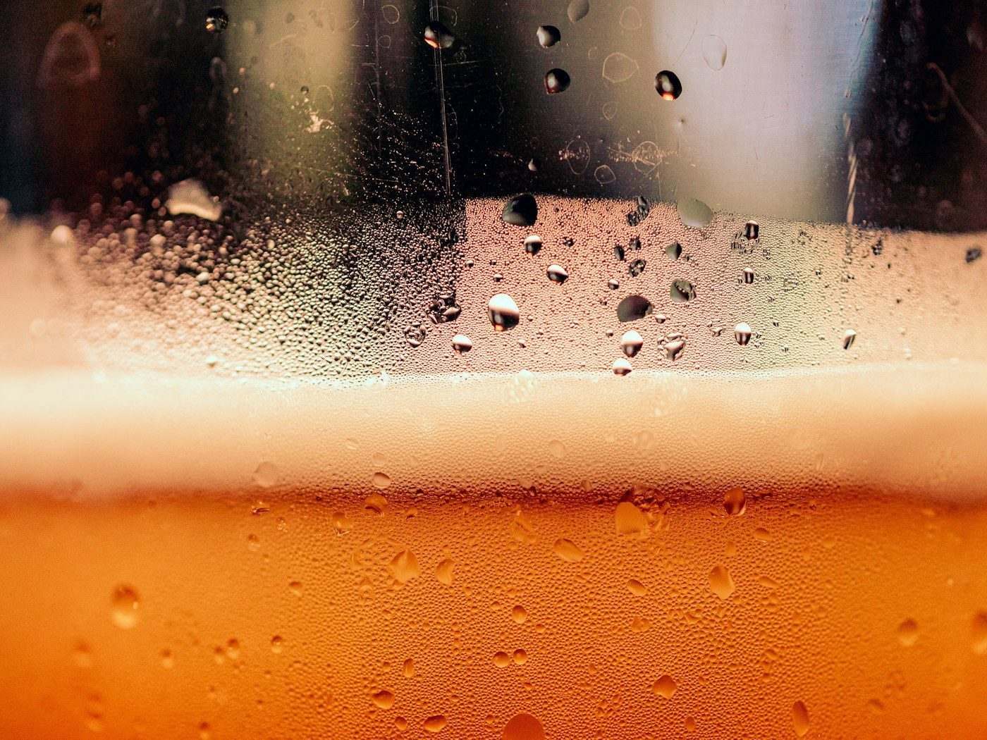 Chope claro, prato do Bar do Zé
