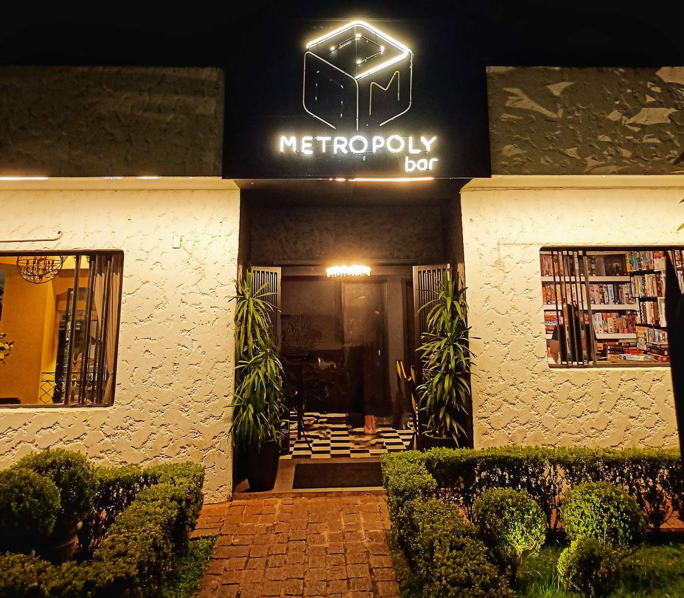 Metropoly Bar — foto 2 da casa